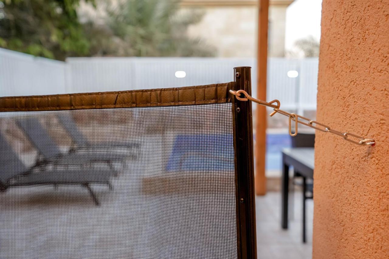 וילה רוני בריכה מחוממת Villa Roni Heated Pool Eilat Exterior photo